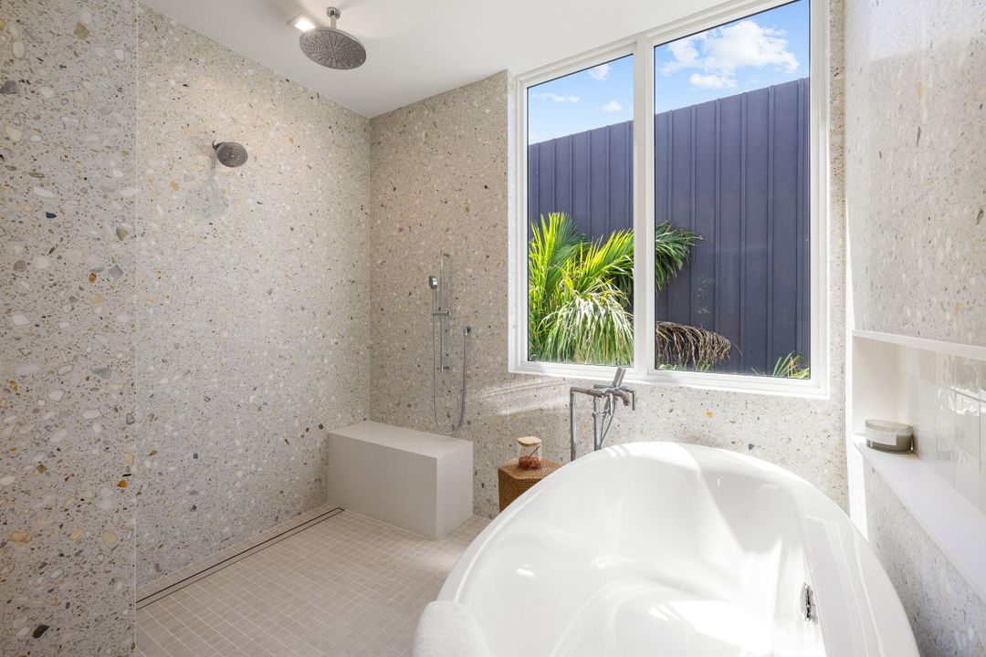 En Venta: $5,495,000 (5 camas, 5 baños, 4813 Pies cuadrados)