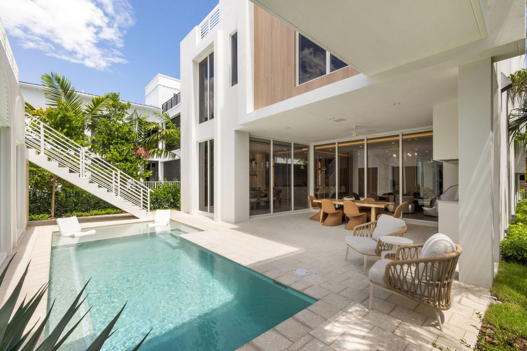 En Venta: $5,495,000 (5 camas, 5 baños, 4813 Pies cuadrados)