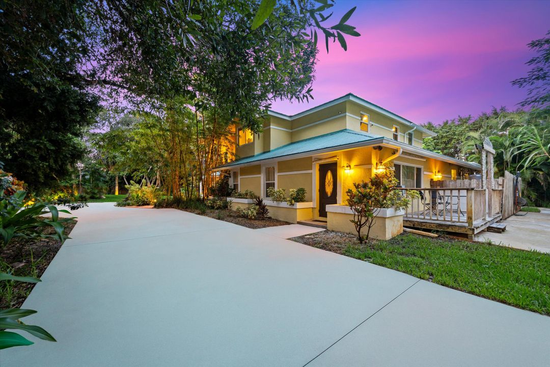 For Sale: $1,874,000 (5 beds, 4 baths, 4032 Square Feet)