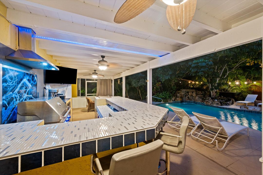 For Sale: $1,874,000 (5 beds, 4 baths, 4032 Square Feet)