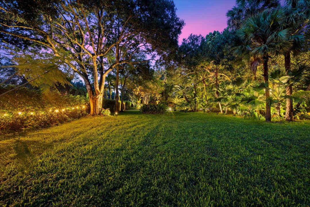 For Sale: $1,874,000 (5 beds, 4 baths, 4032 Square Feet)