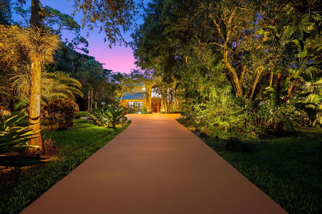 For Sale: $1,874,000 (5 beds, 4 baths, 4032 Square Feet)