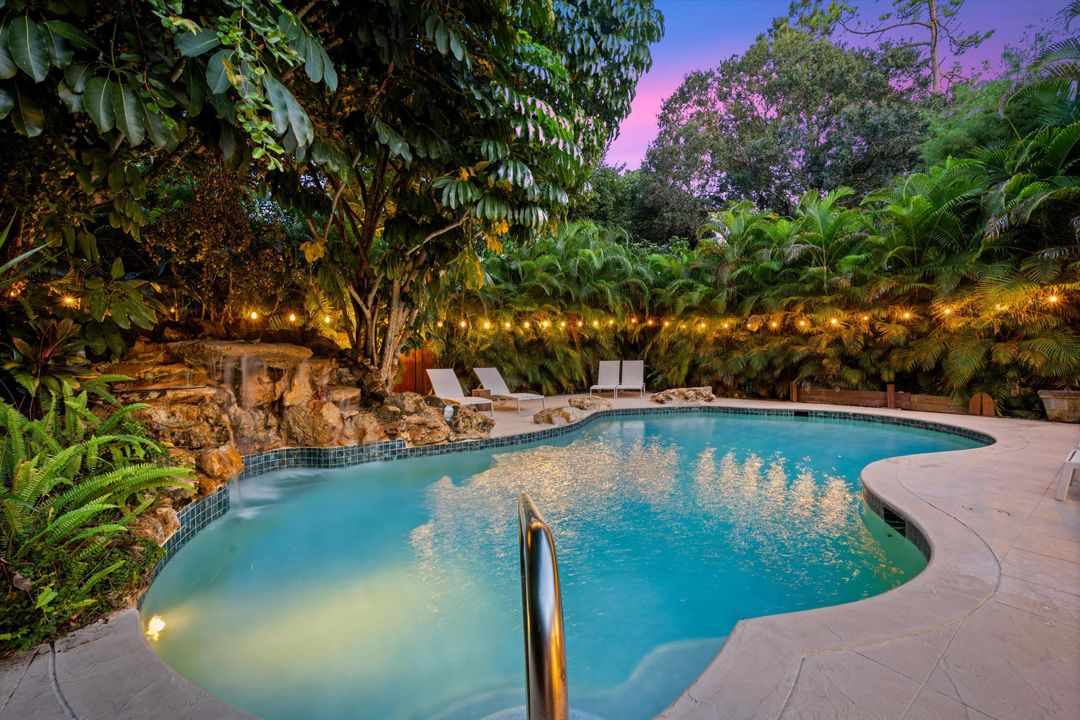 For Sale: $1,874,000 (5 beds, 4 baths, 4032 Square Feet)