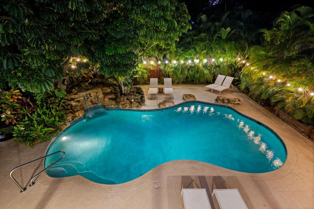 For Sale: $1,874,000 (5 beds, 4 baths, 4032 Square Feet)