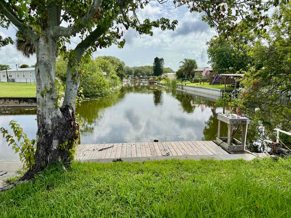 For Sale: $260,000 (3 beds, 2 baths, 2109 Square Feet)