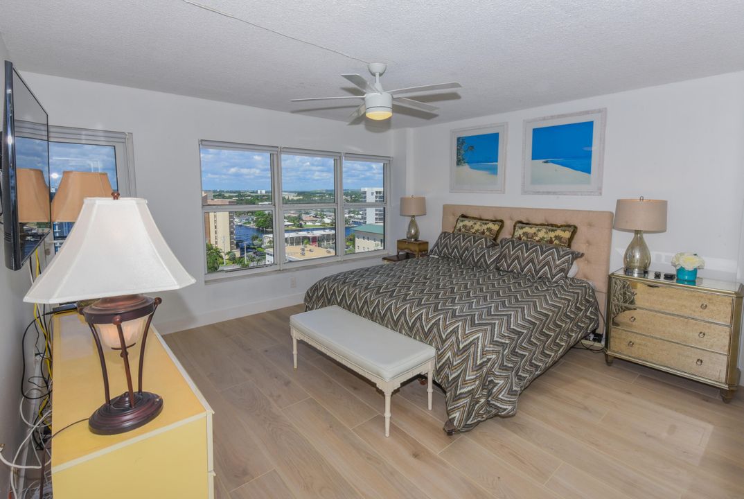 合同活跃: $1,950 (1 贝兹, 1 浴室, 890 平方英尺)