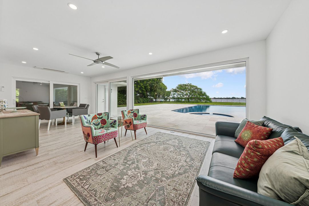 待售: $3,975,000 (4 贝兹, 4 浴室, 3572 平方英尺)