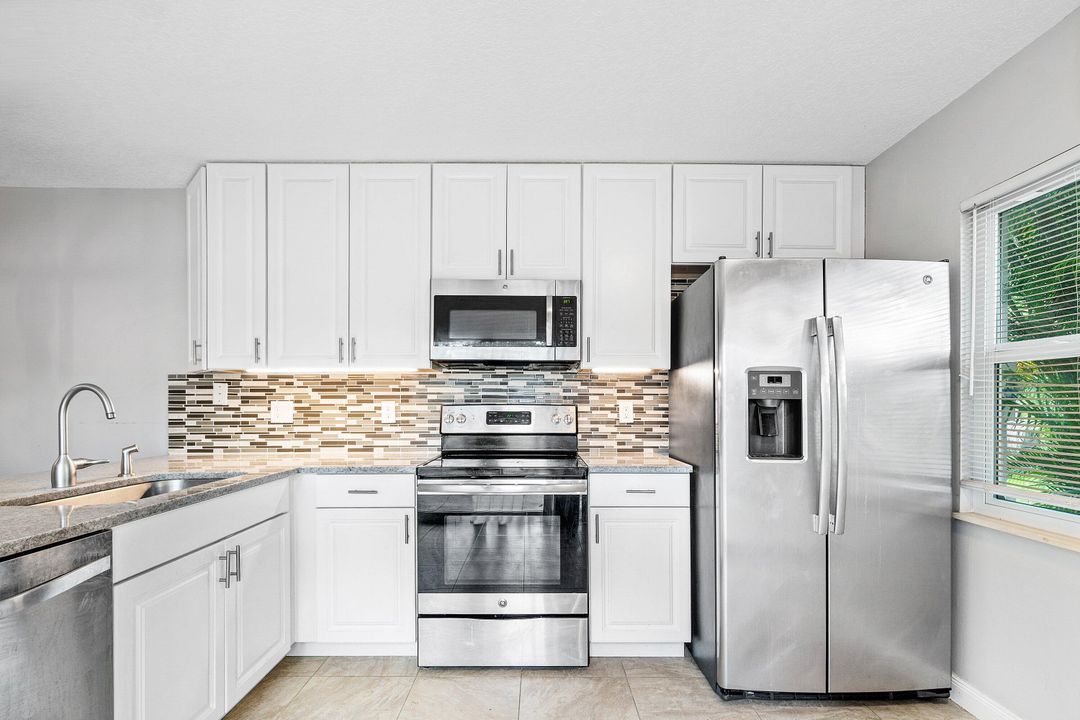 En Venta: $310,000 (2 camas, 2 baños, 1398 Pies cuadrados)