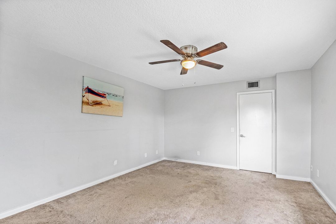 En Venta: $310,000 (2 camas, 2 baños, 1398 Pies cuadrados)