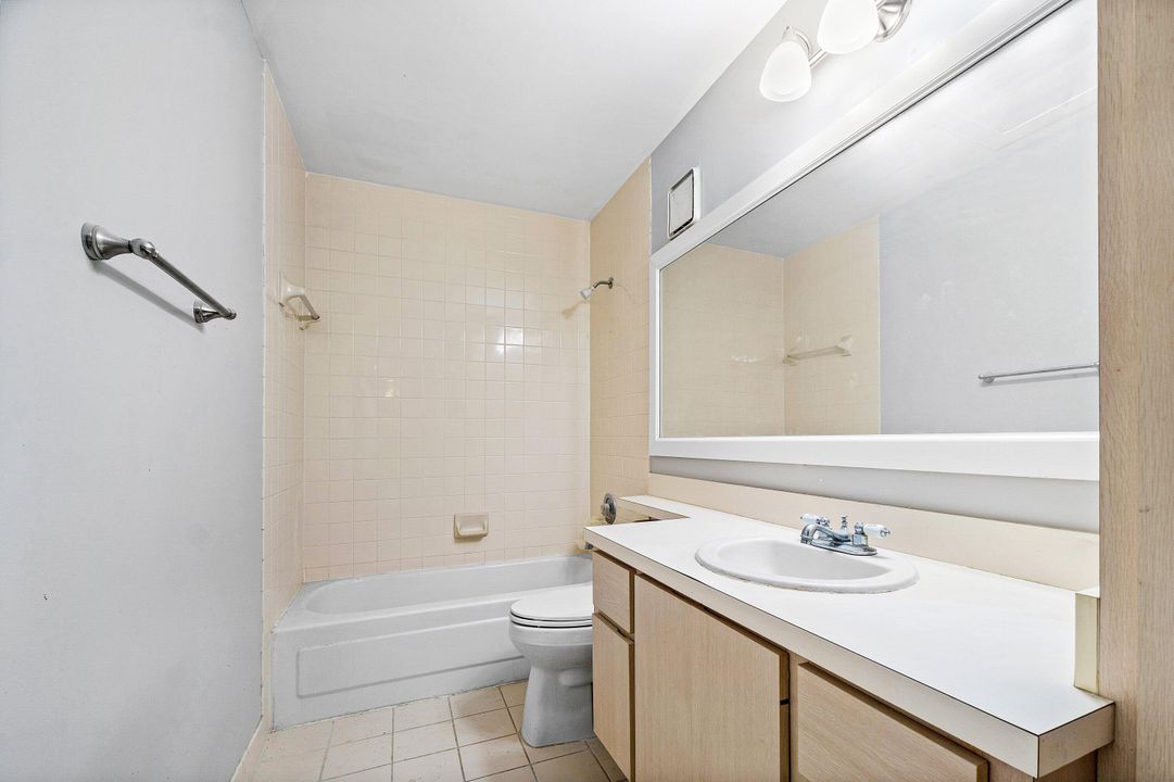 En Venta: $310,000 (2 camas, 2 baños, 1398 Pies cuadrados)