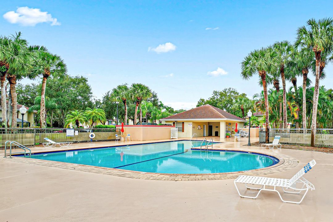 En Venta: $310,000 (2 camas, 2 baños, 1398 Pies cuadrados)