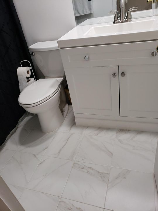 待售: $119,900 (1 贝兹, 1 浴室, 810 平方英尺)