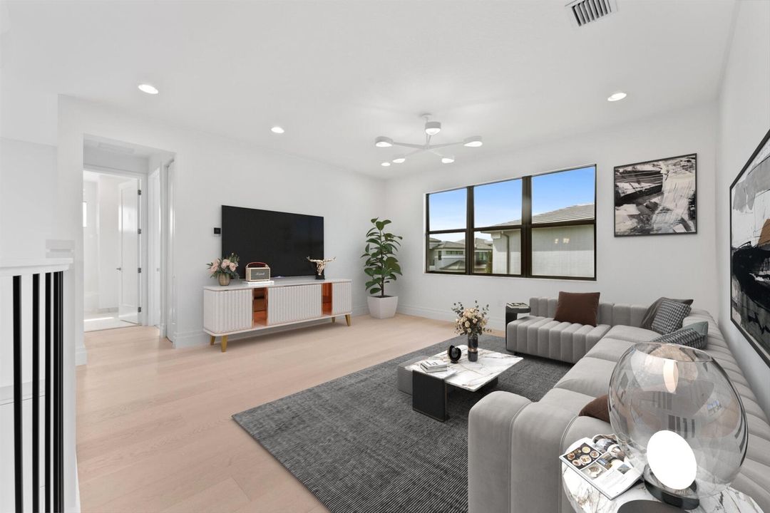 For Sale: $2,870,000 (5 beds, 5 baths, 5256 Square Feet)