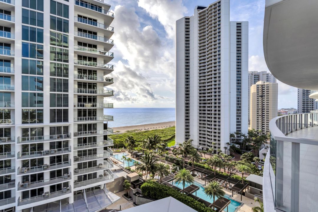 合同活跃: $2,800,000 (2 贝兹, 2 浴室, 2525 平方英尺)