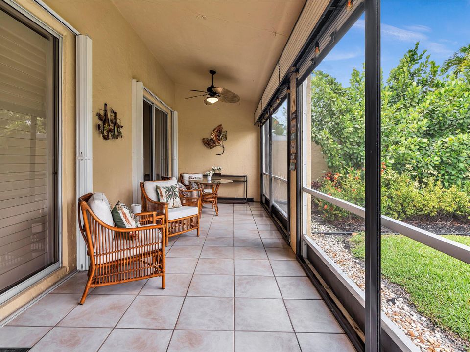 合同活跃: $9,500 (3 贝兹, 2 浴室, 2009 平方英尺)