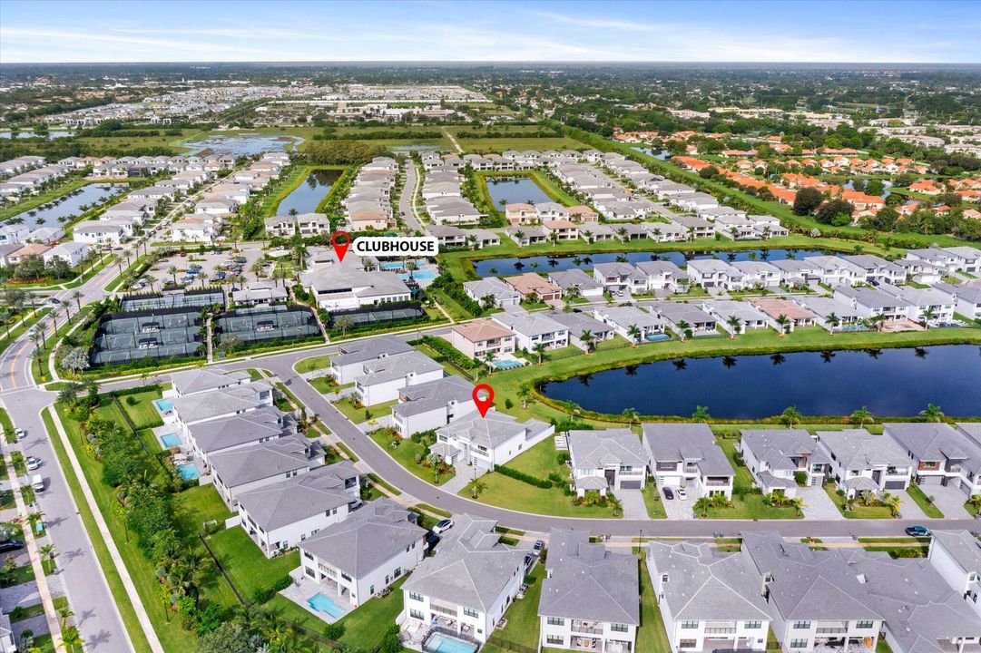 For Sale: $2,870,000 (5 beds, 5 baths, 5256 Square Feet)