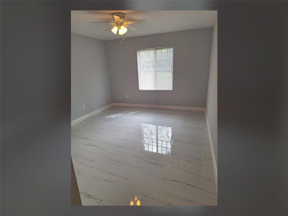 Под контрактом: $2,500 (3 спален, 2 ванн, 1493 Квадратных фут)