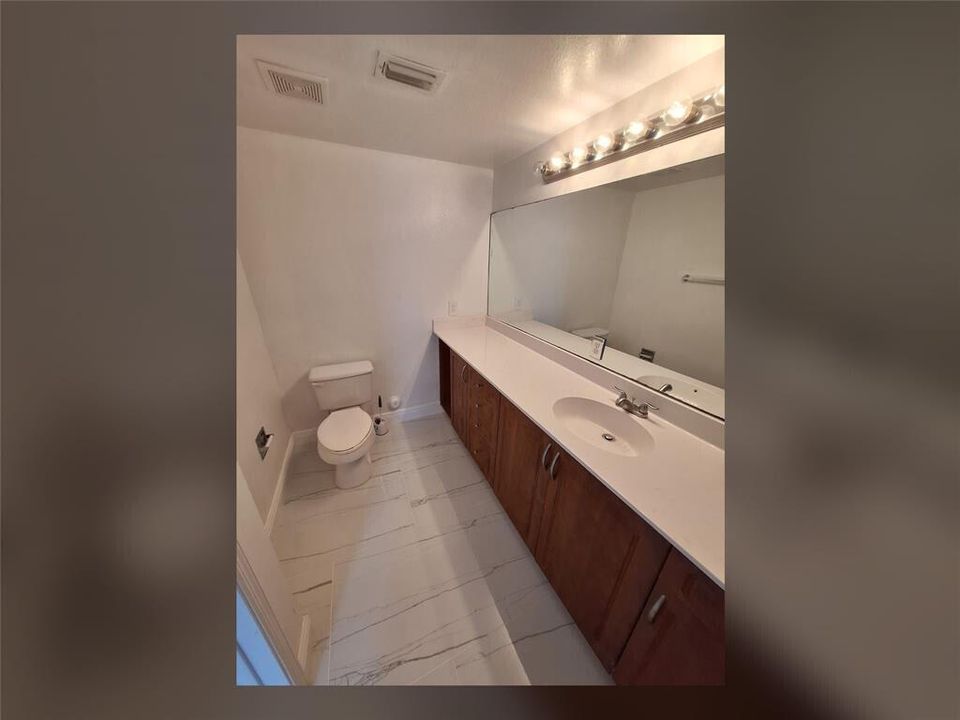 Под контрактом: $2,500 (3 спален, 2 ванн, 1493 Квадратных фут)