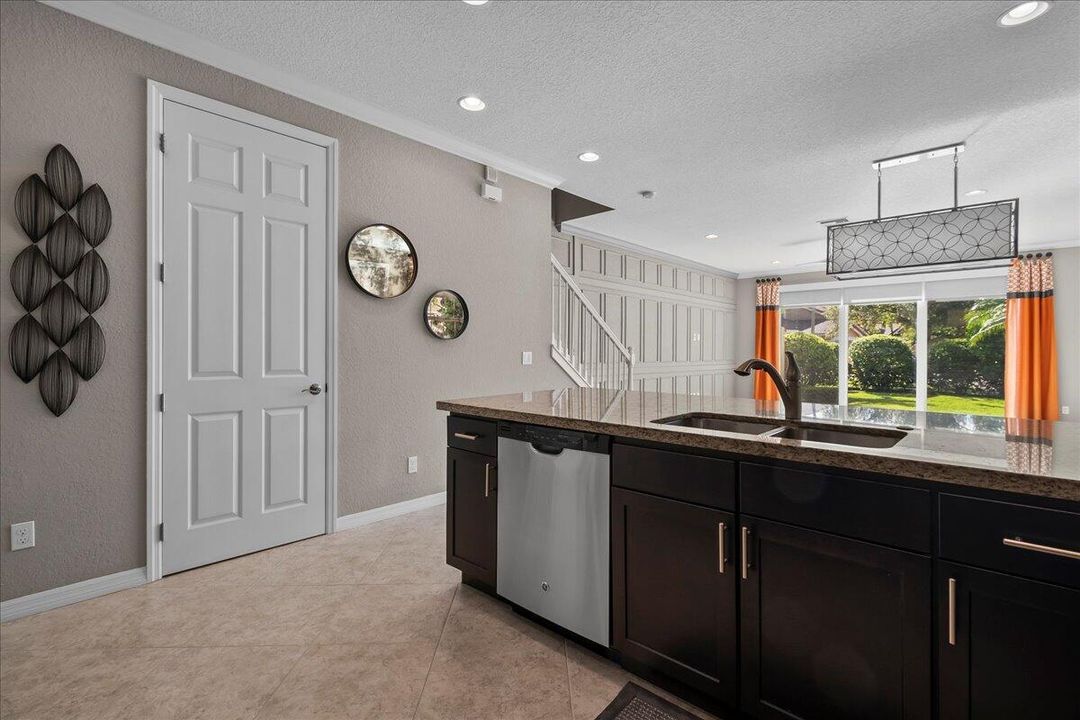 For Sale: $439,900 (3 beds, 2 baths, 1590 Square Feet)