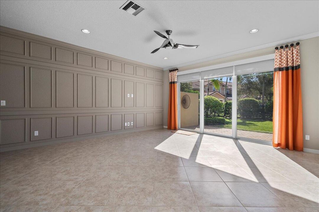 For Sale: $439,900 (3 beds, 2 baths, 1590 Square Feet)