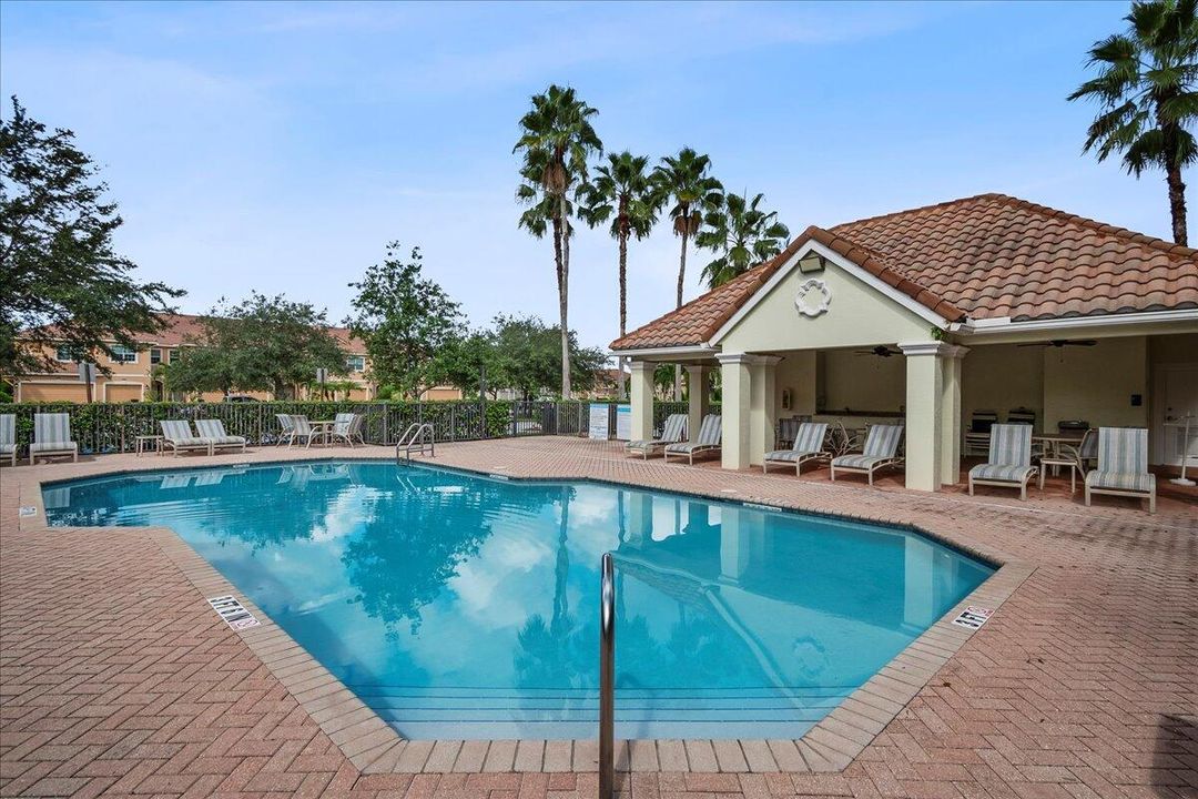 For Sale: $439,900 (3 beds, 2 baths, 1590 Square Feet)