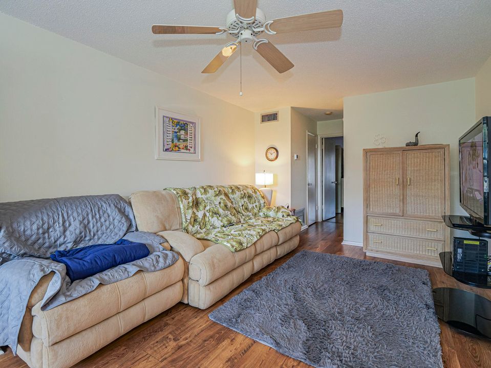 En Venta: $112,800 (1 camas, 1 baños, 750 Pies cuadrados)