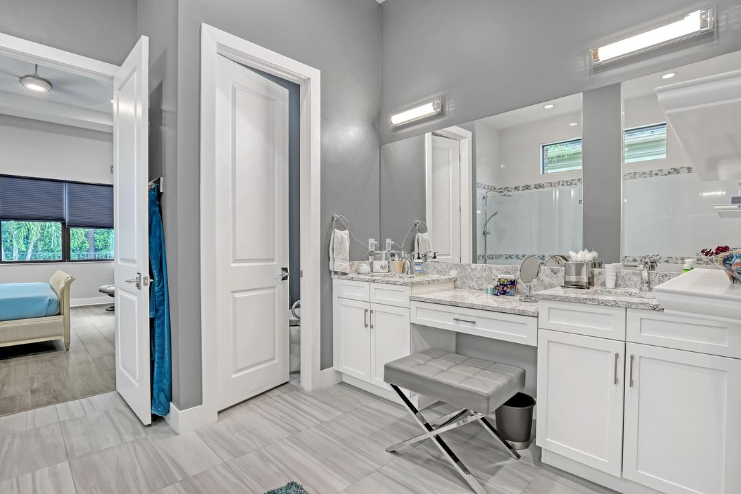 For Sale: $1,395,000 (3 beds, 2 baths, 2160 Square Feet)