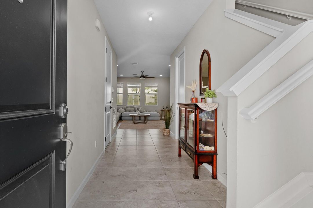 En Venta: $499,990 (3 camas, 2 baños, 2138 Pies cuadrados)