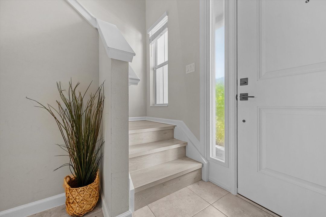 En Venta: $499,990 (3 camas, 2 baños, 2138 Pies cuadrados)