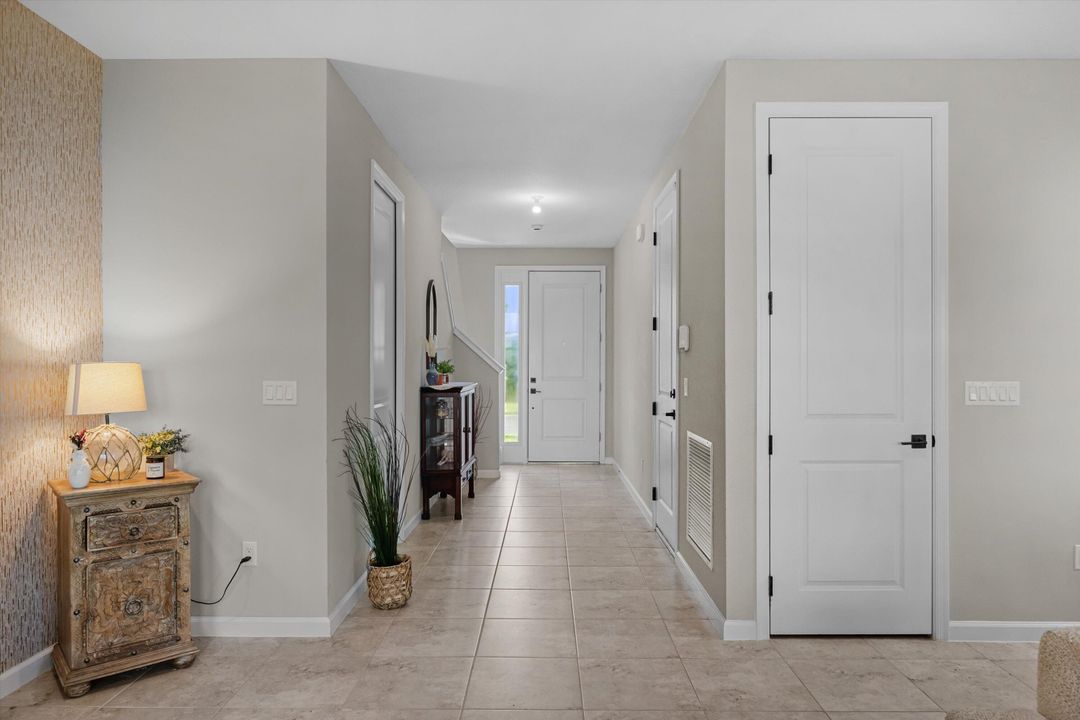 En Venta: $499,990 (3 camas, 2 baños, 2138 Pies cuadrados)