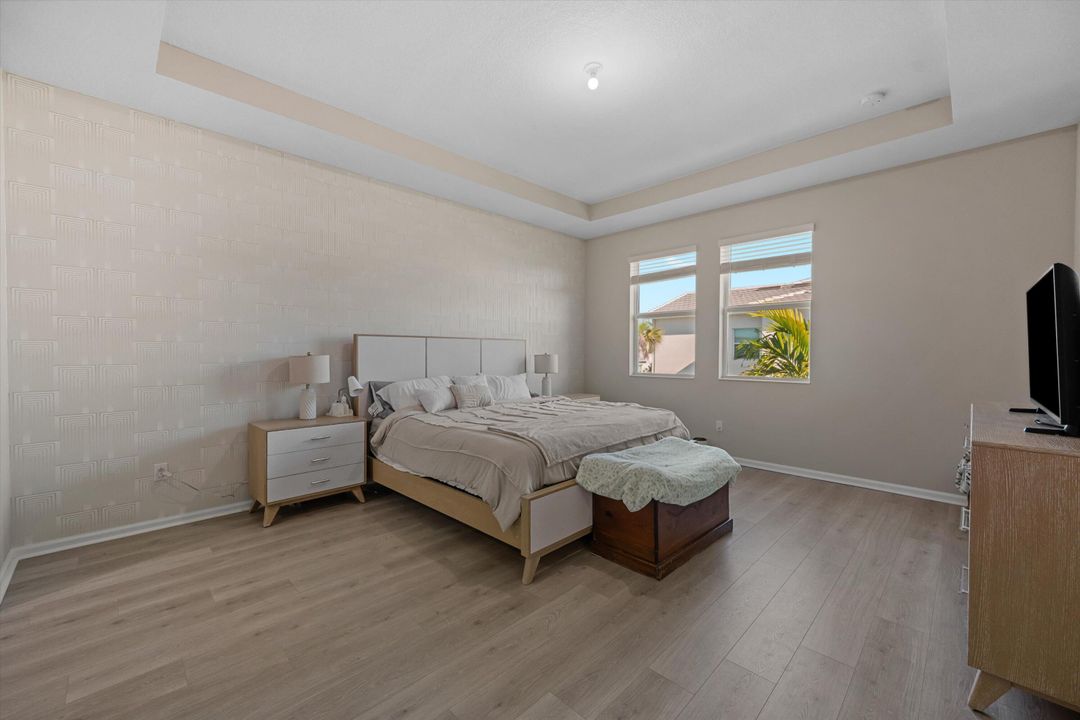 En Venta: $499,990 (3 camas, 2 baños, 2138 Pies cuadrados)