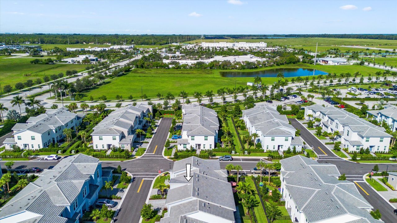 En Venta: $499,990 (3 camas, 2 baños, 2138 Pies cuadrados)