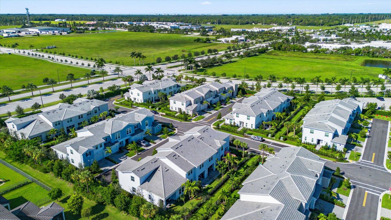 En Venta: $499,990 (3 camas, 2 baños, 2138 Pies cuadrados)