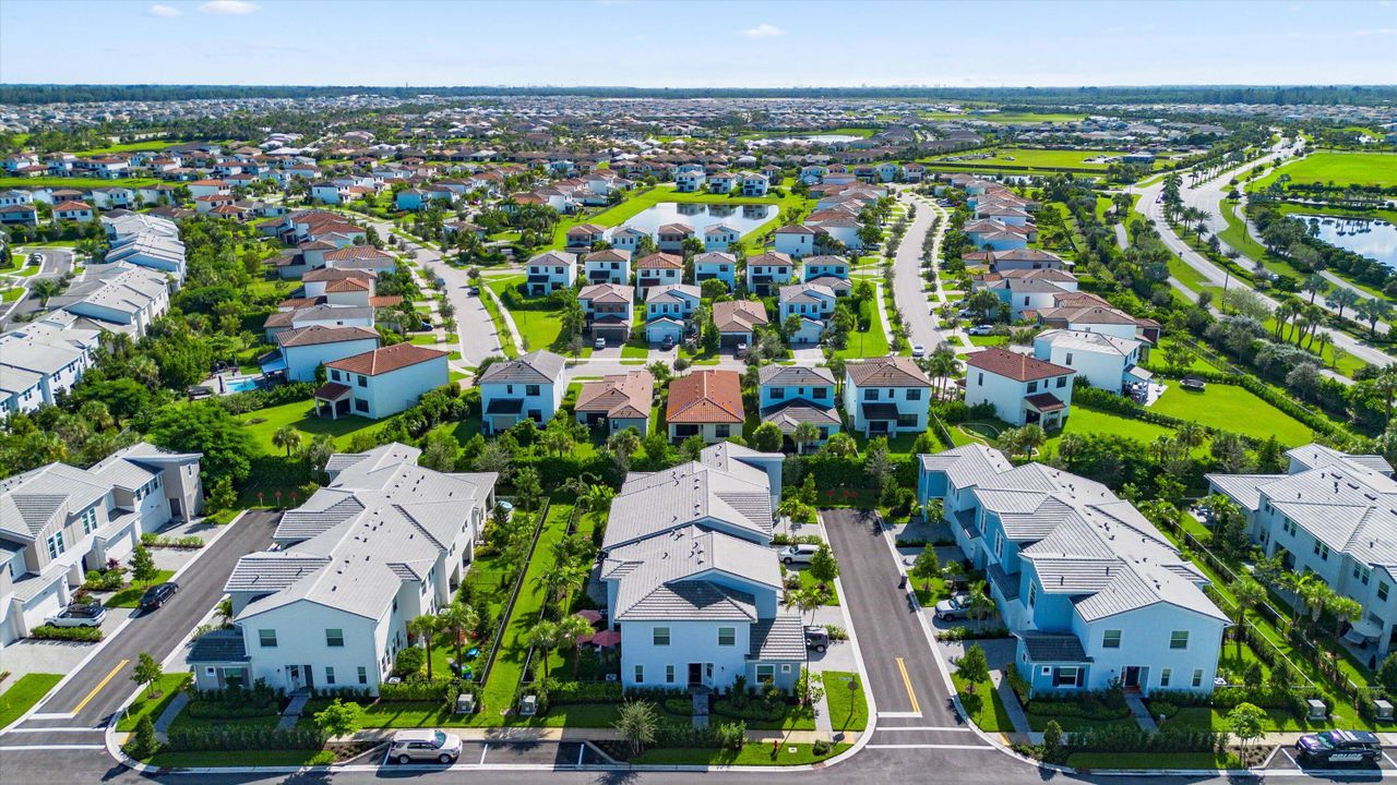 En Venta: $499,990 (3 camas, 2 baños, 2138 Pies cuadrados)