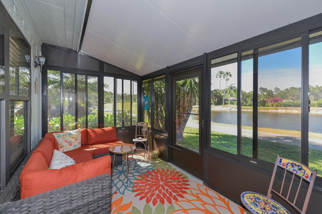 For Sale: $399,000 (2 beds, 2 baths, 1396 Square Feet)