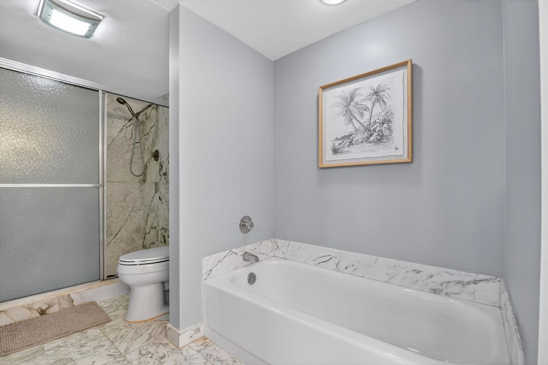 合同活跃: $4,900 (2 贝兹, 2 浴室, 1460 平方英尺)