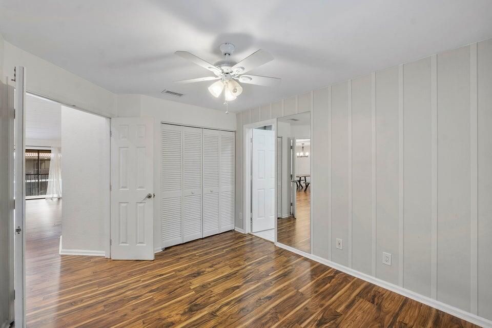 Active With Contract: $3,350 (3 beds, 2 baths, 1395 Square Feet)