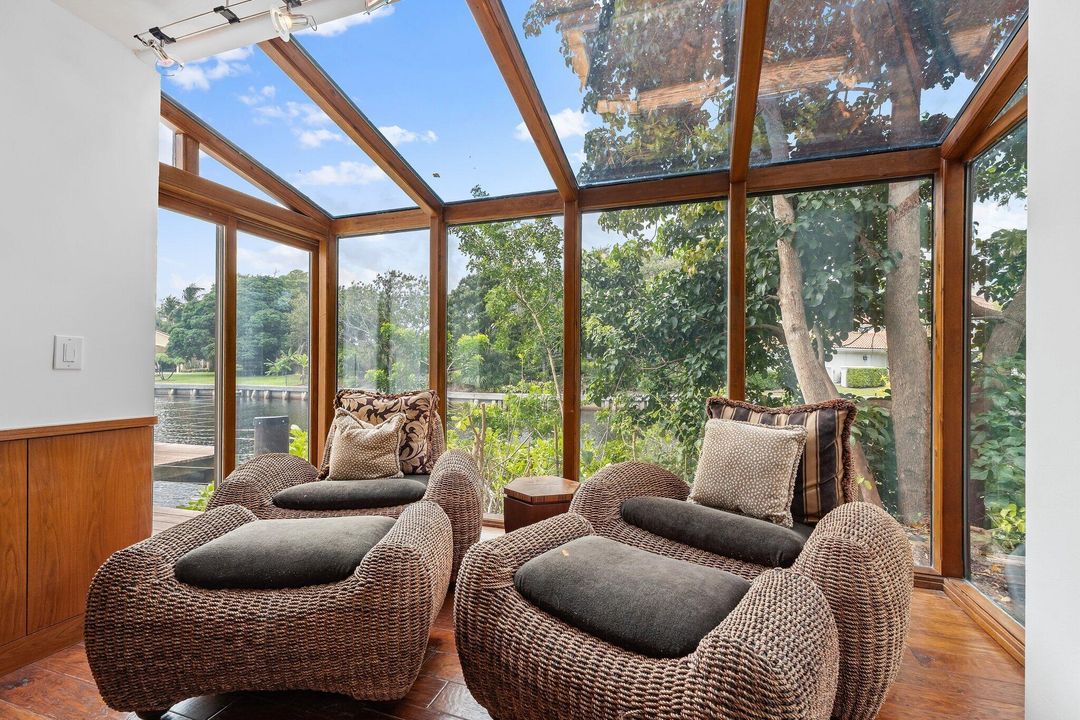 На продажу: $4,300,000 (5 спален, 6 ванн, 4489 Квадратных фут)