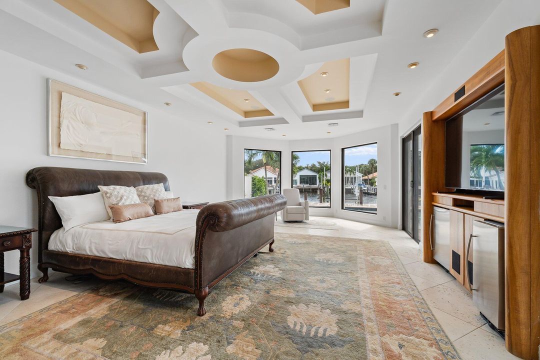 На продажу: $4,300,000 (5 спален, 6 ванн, 4489 Квадратных фут)