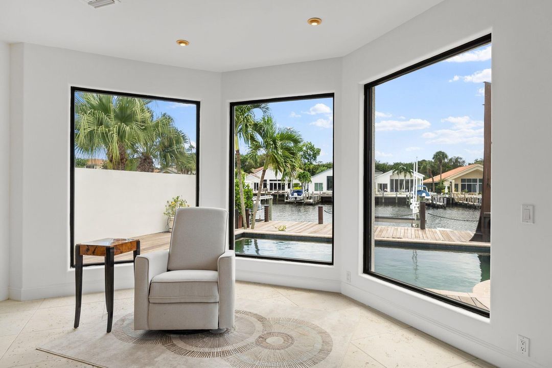 На продажу: $4,300,000 (5 спален, 6 ванн, 4489 Квадратных фут)