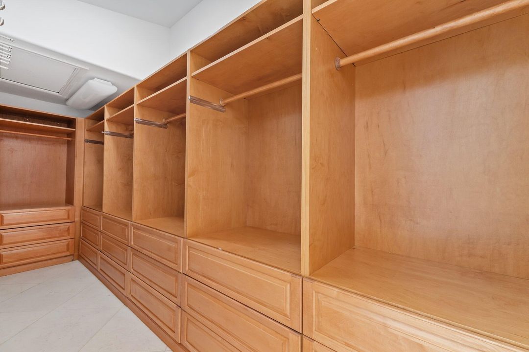 На продажу: $4,300,000 (5 спален, 6 ванн, 4489 Квадратных фут)