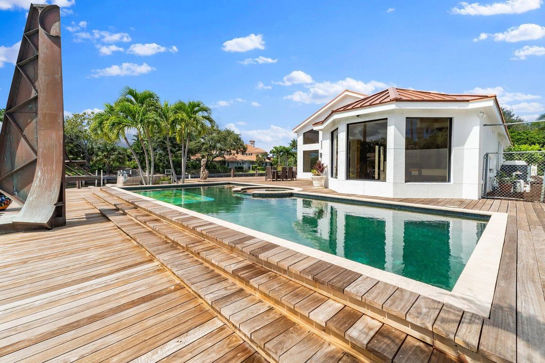 На продажу: $4,300,000 (5 спален, 6 ванн, 4489 Квадратных фут)