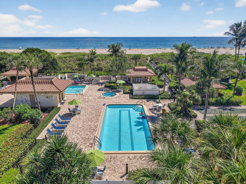 合同活跃: $4,900 (2 贝兹, 2 浴室, 1460 平方英尺)