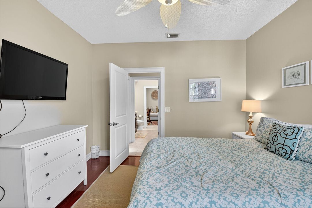 For Rent: $18,000 (3 beds, 2 baths, 2180 Square Feet)