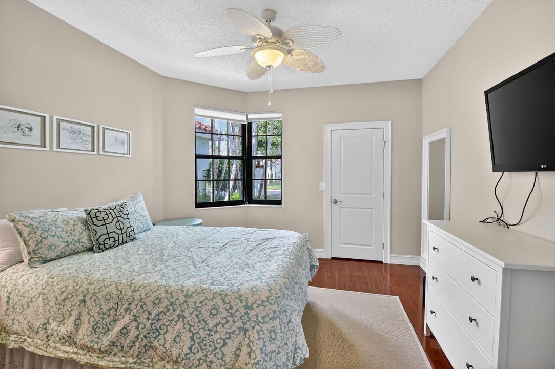 For Rent: $18,000 (3 beds, 2 baths, 2180 Square Feet)