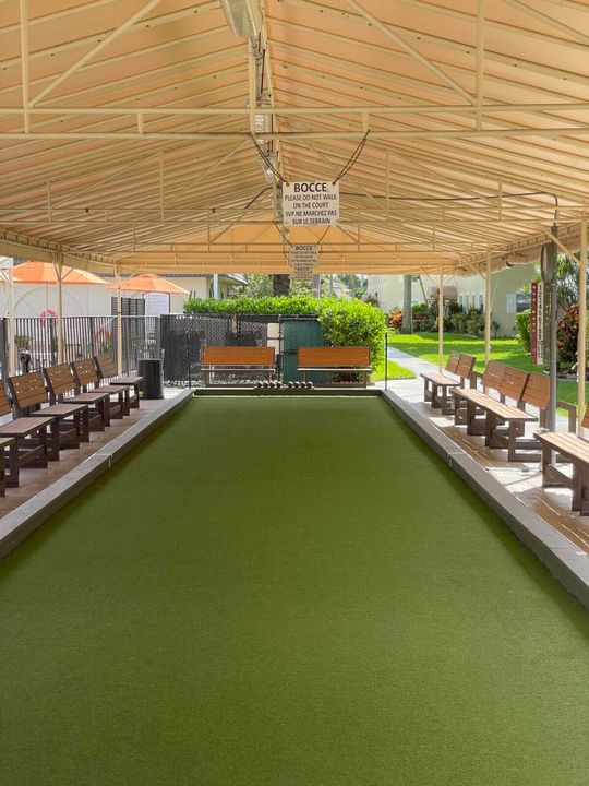 На продажу: $125,000 (2 спален, 2 ванн, 870 Квадратных фут)