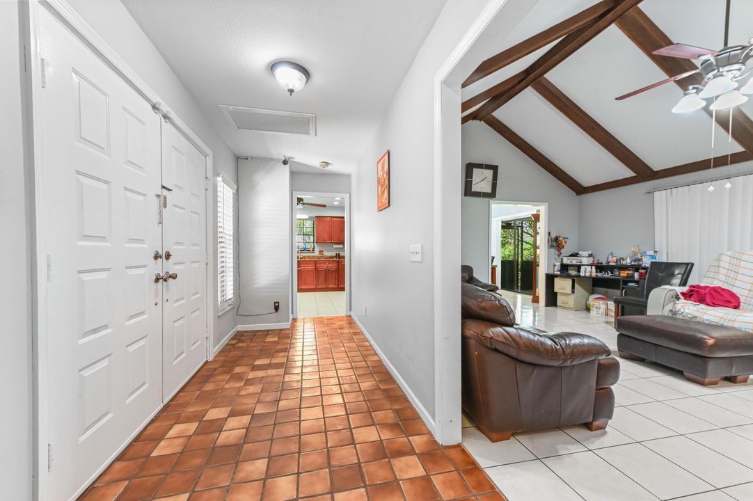 For Sale: $599,900 (3 beds, 2 baths, 1658 Square Feet)