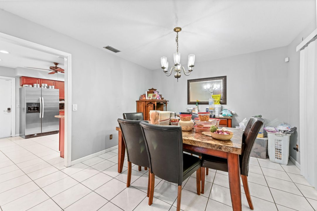 For Sale: $599,900 (3 beds, 2 baths, 1658 Square Feet)