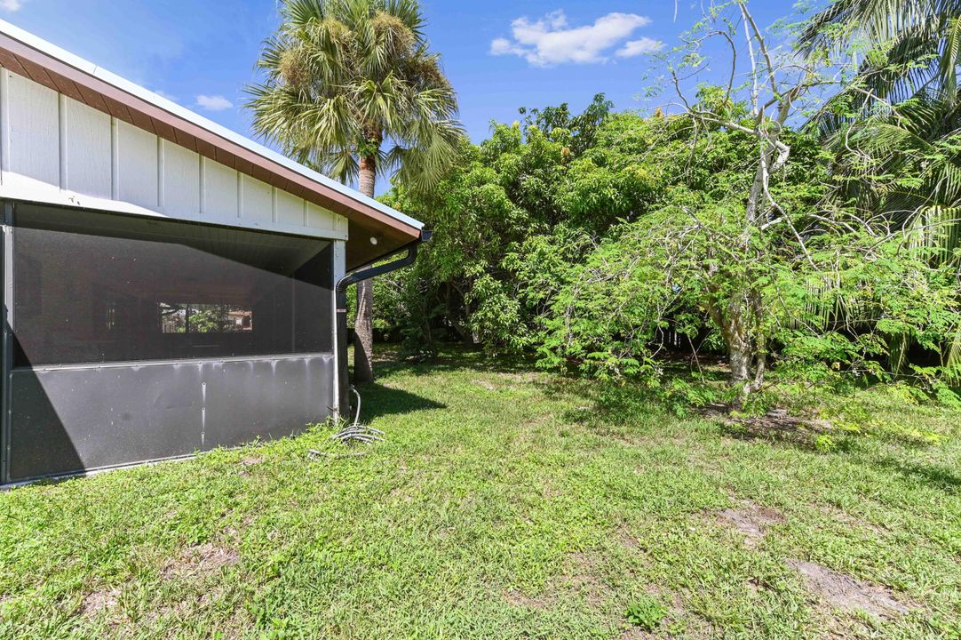 For Sale: $599,900 (3 beds, 2 baths, 1658 Square Feet)