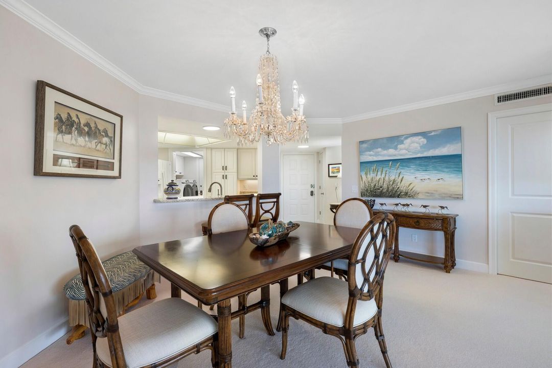 For Sale: $549,000 (2 beds, 2 baths, 1880 Square Feet)